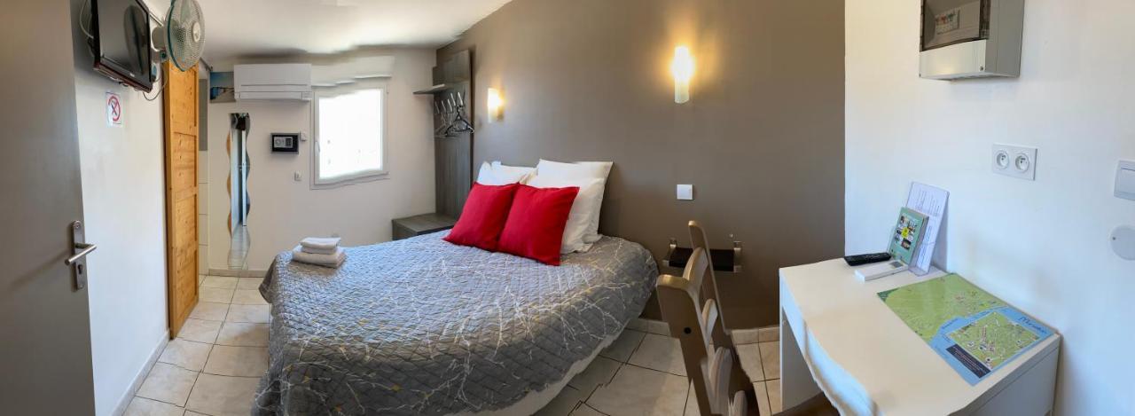 Hotel Logis La Chaumière