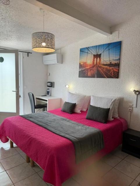 Logis La Chaumière 2*
