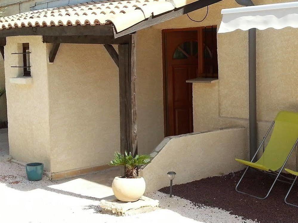 Hotel Logis La Chaumière 2*